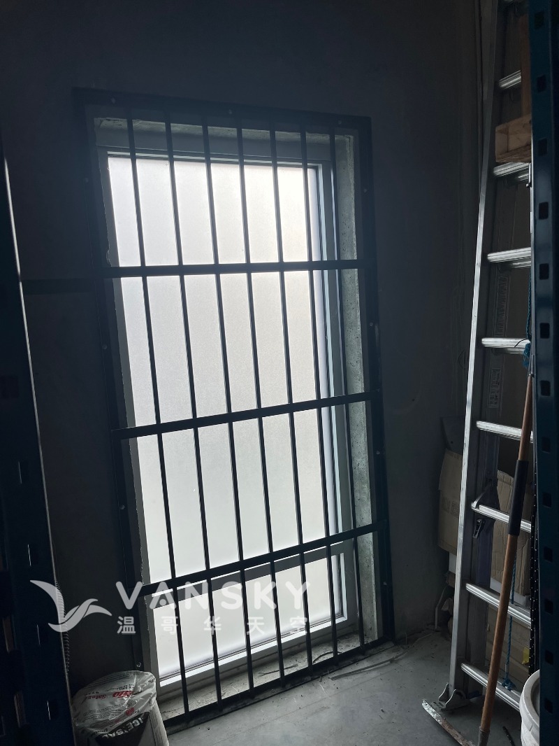 231018211858_Window Frame 3.jpg